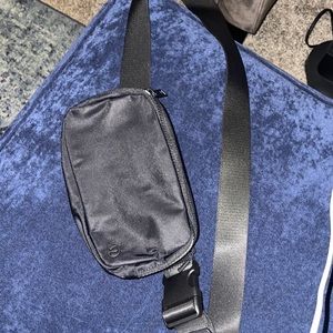 Lululemon belt bag